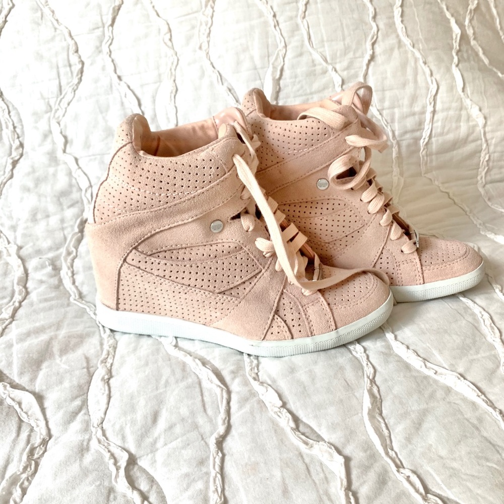 COACH Wedge Sneaker - Blush Pink-Size 6.5 Like New